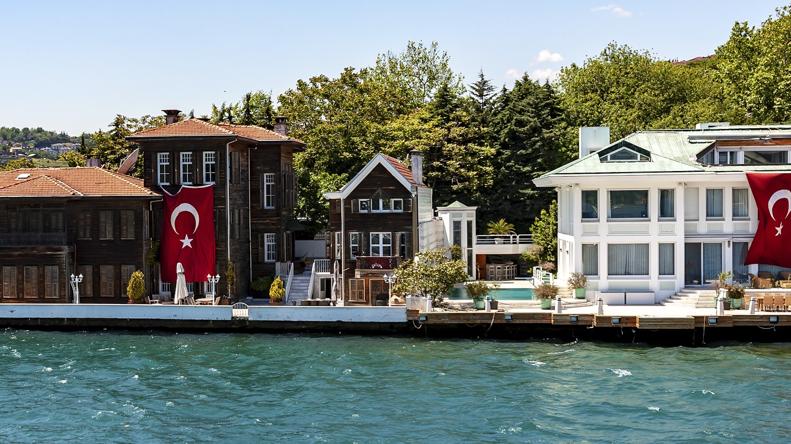 beach during daytime