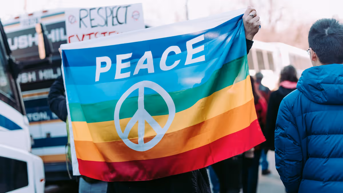 عام — A Kremlin Official Confirms That U.S.-Brokered Russia-Ukraine Talks Are Resuming This Wee…