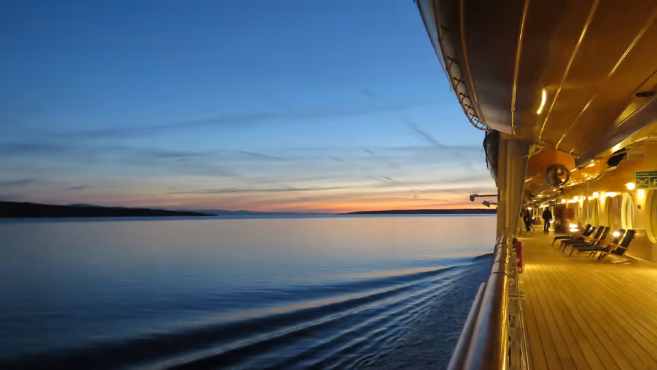 عام — cruise news today