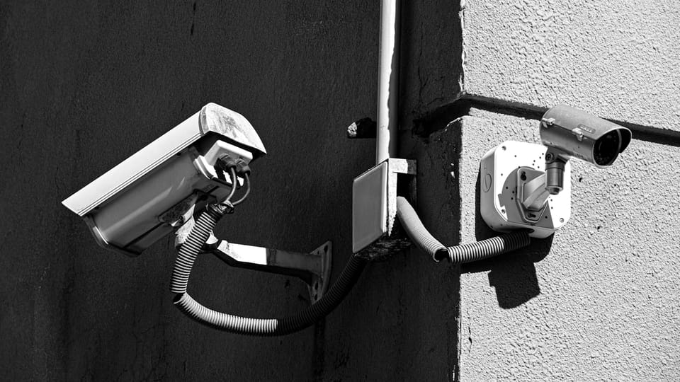 مراجعة تفصيلية لـ Claude Opus 4.5: ما وراء الأرقام