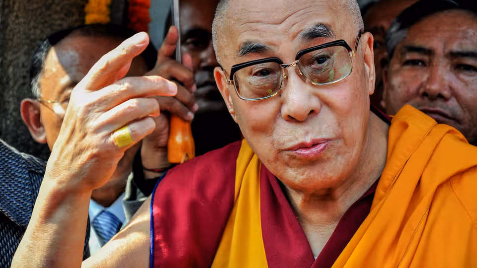عام — ‘Political manipulation’: China slams Grammy win for Dalai Lama | World News - Hindustan…